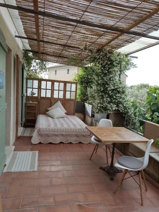 Charming Stone Villa With Pool & Garden Montaren-et-Saint-Médiers Zewnętrze zdjęcie